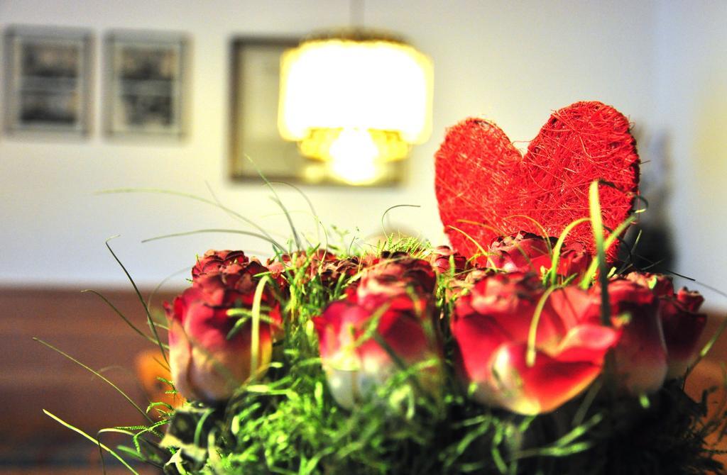Hotel Grauer Baer เบรสซาโนเน ภายนอก รูปภาพ